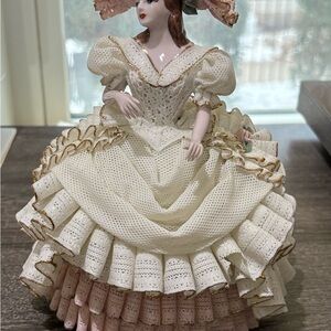 Vintage porcelain figures